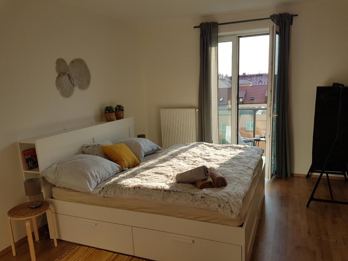 Kavi Apartments #1, Top Sunset View Plzeň Exterior foto